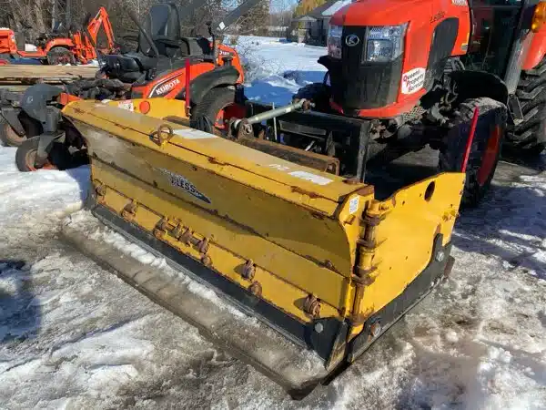 Gallery image 1 for Used ***MANUFACTURER NOT SPECIFIED*** 611 Snow Blade