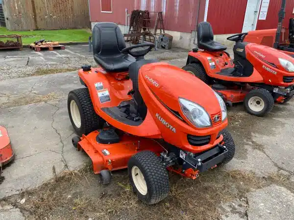 Gallery image 2 for Used 2014 Kubota GR2120 Lawn Tractor