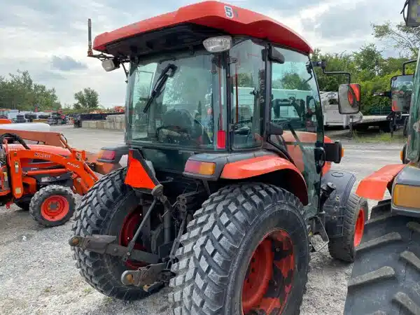 Photo de la Galerie 2 pour 2015 Kubota L6060 Tracteur