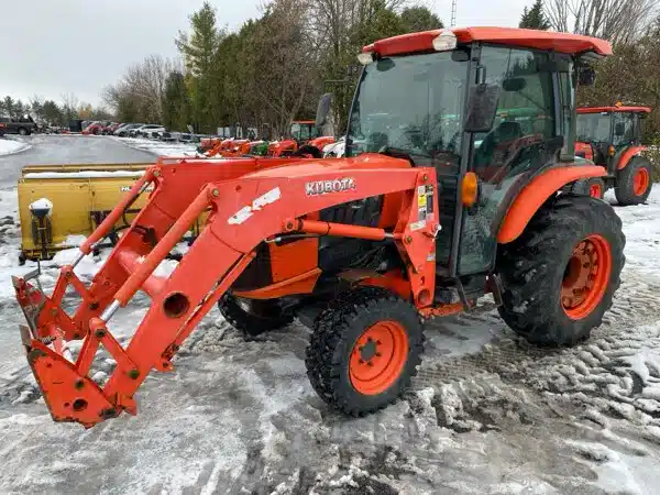 Gallery image 1 for 2014 Kubota L6060 Tractor