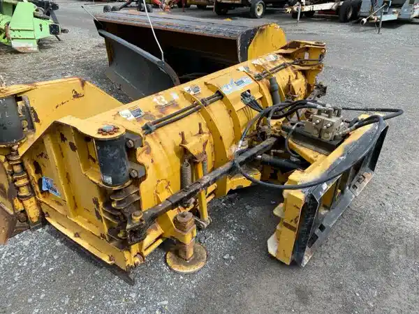 Gallery image 2 for Used Horst Welding SB3200W813 Snow Plow