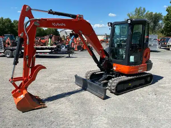 Gallery image 1 for Used 2021 Kubota KX040-4 Excavator