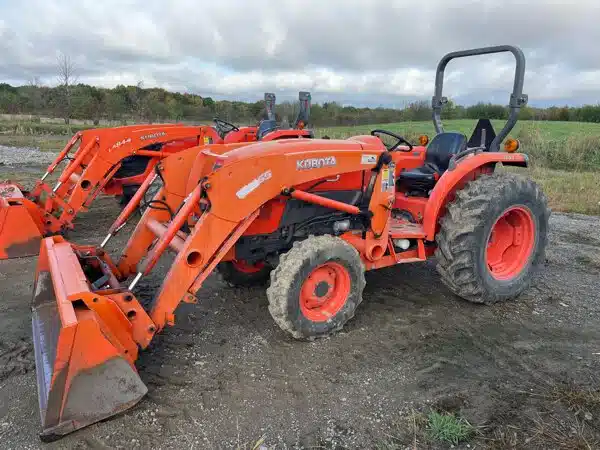 Gallery image 1 for Used Kubota L4701 Tractor