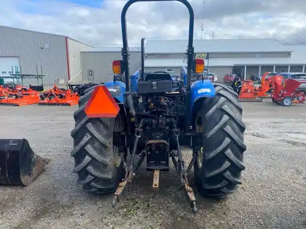 Gallery image 2 for Used Unspecified TN75 Tractor