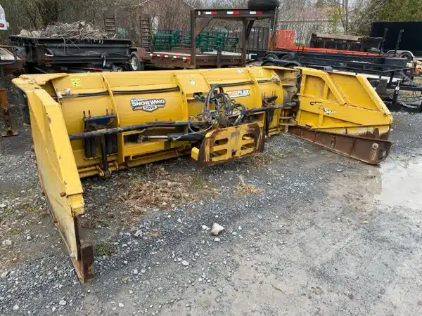 Gallery image 2 for Used Horst Welding SB5205WEF21222LF Snow Plow