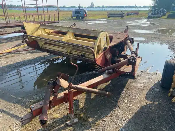 Gallery image 1 for Used New Holland 477 Rake