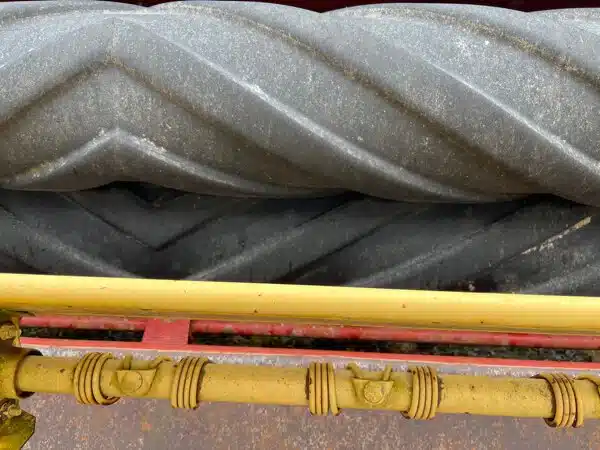 Gallery image 2 for Used New Holland 488 Rake