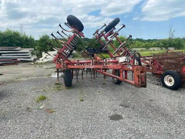 Used Wil-Rich 4B-20 Cultivator