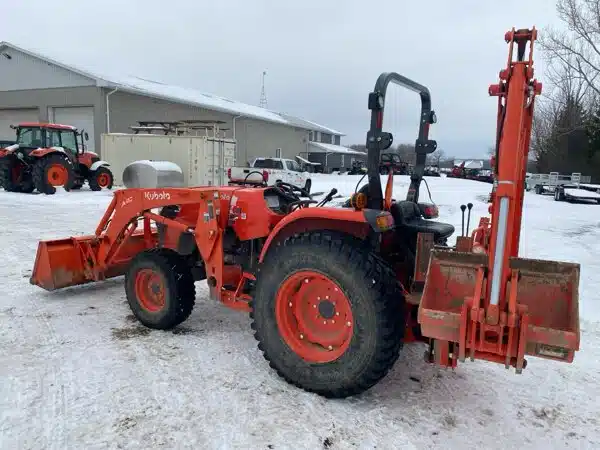 Gallery image 2 for 2021 Kubota MX5400 Tractor