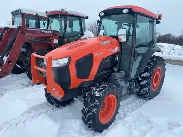 Gallery image 1 for 2018 Kubota M5N-111HDCC24 Tractor