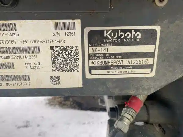 Gallery image 2 for Kubota M6-141 Tractor