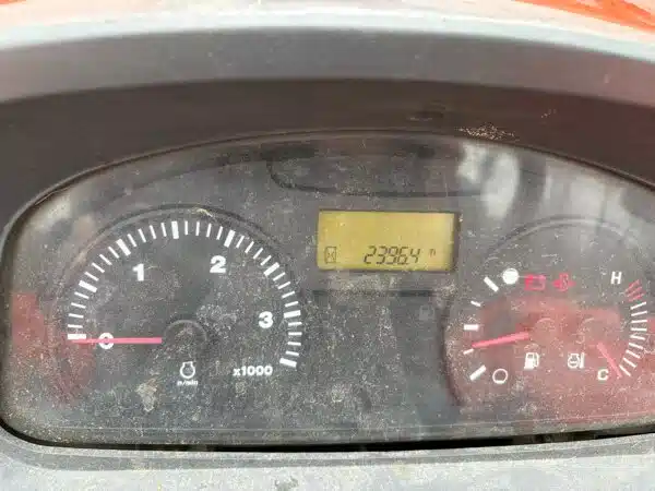 Gallery image 2 for 2010 Kubota M5640SUD Tractor