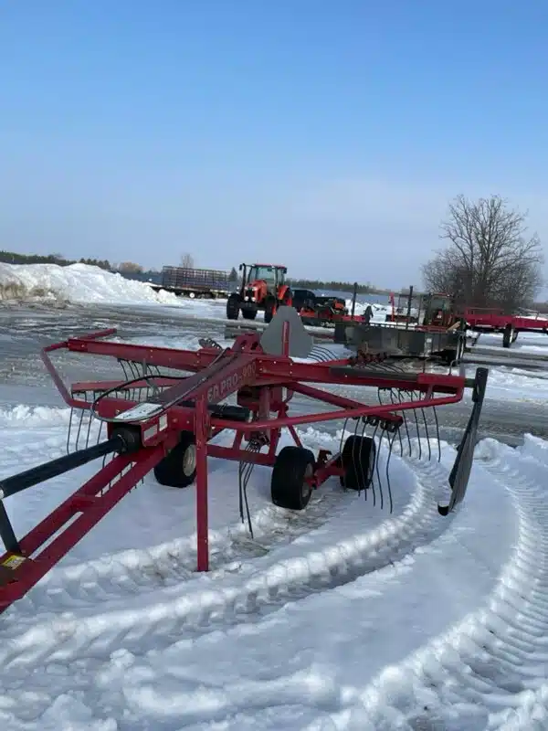 2009 Miller Pro R900 Rake