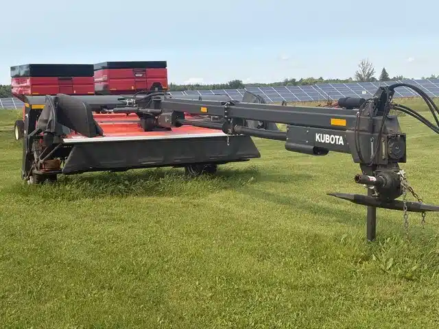 Gallery image 2 for 2017 Kubota DMC8540T Disc Mower Conditioner