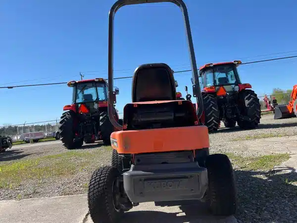 Photo de la Galerie 2 pour 2000 Kubota GF1800 Tondeuse frontale