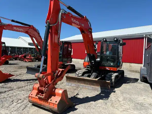 Photo de la Galerie 2 pour 2022 Kubota KX080-4 Excavatrice