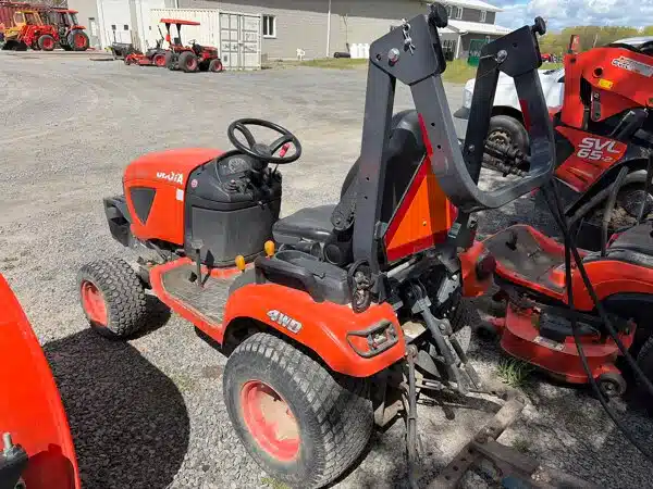 Photo de la Galerie 1 pour 2020 Kubota BX2380 Tracteur