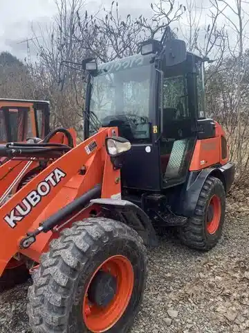 Gallery image 2 for 2015 Kubota R530C Wheel Loader