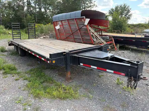 Gallery image 2 for 2010 CAM Superline Trailers 12CAM825TE Trailer
