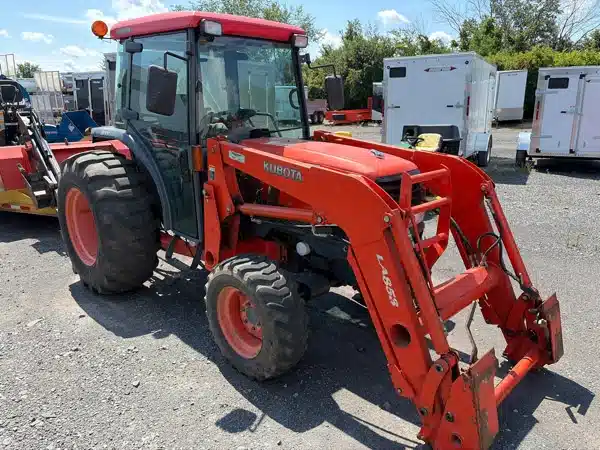Gallery image 2 for Kubota L5030 Tractor