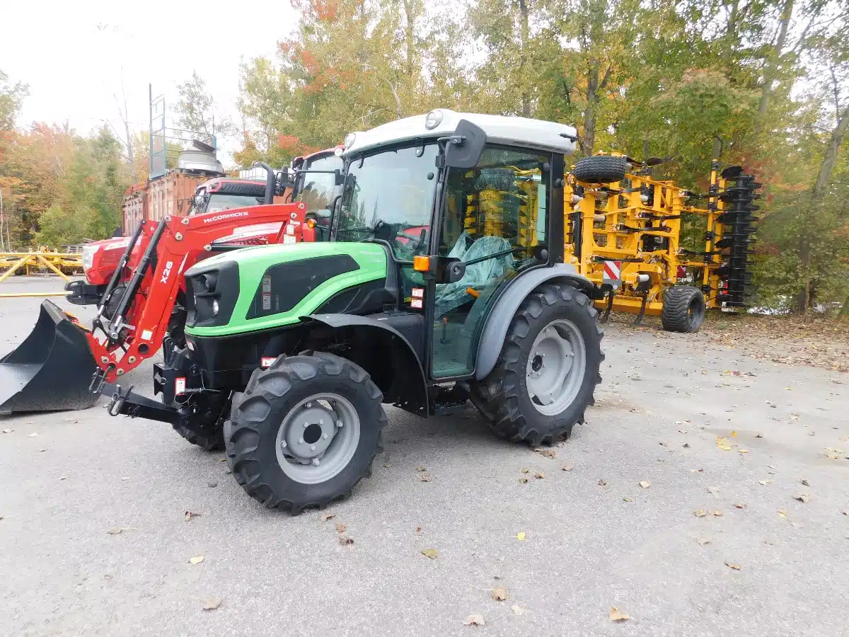 Gallery image 1 for New Deutz Fahr 3060 Tractor