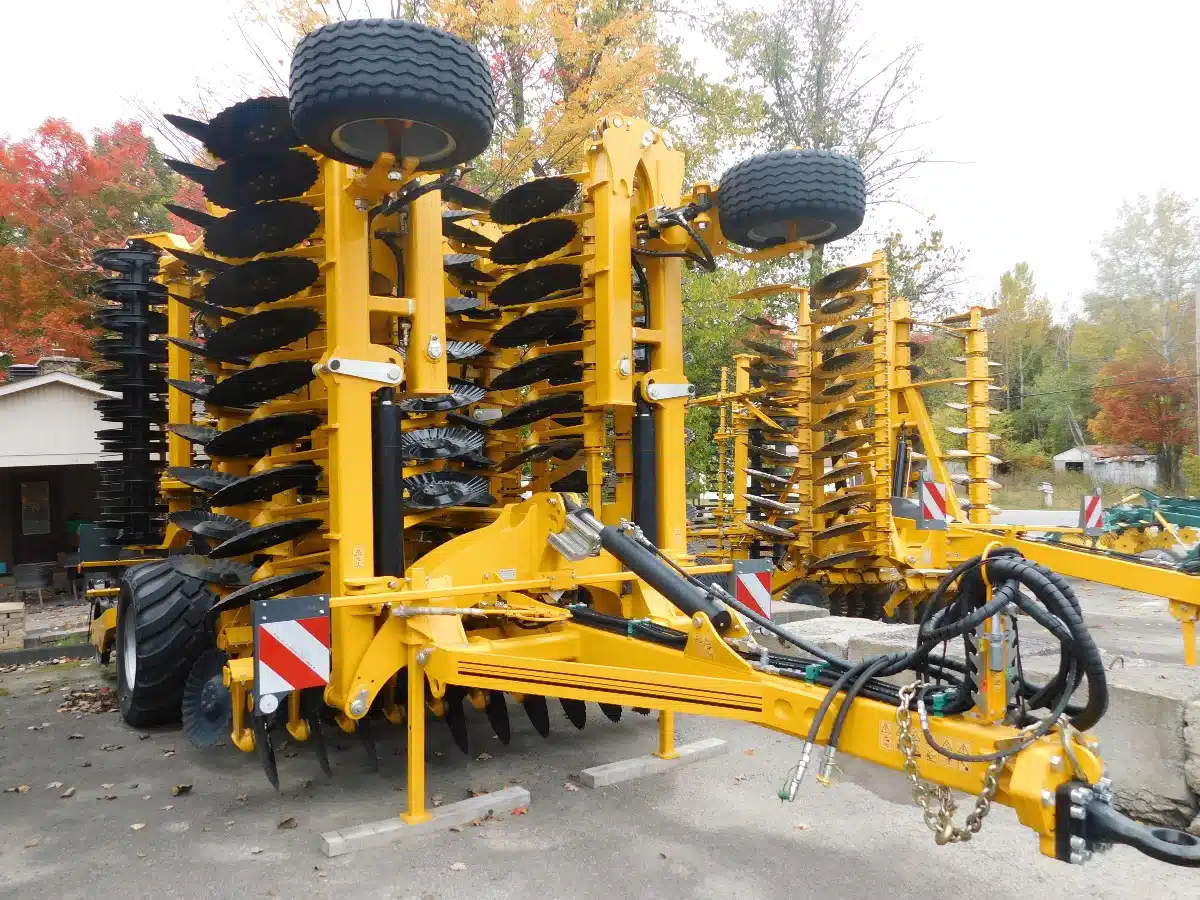 New 2022 Agrisem International Disc-O-Mulch Serie R 12M Dethatcher