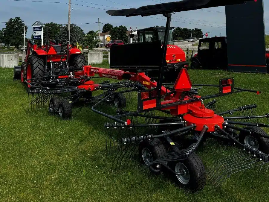 Gallery image 1 for New 2021 Kubota RA2071T Rake