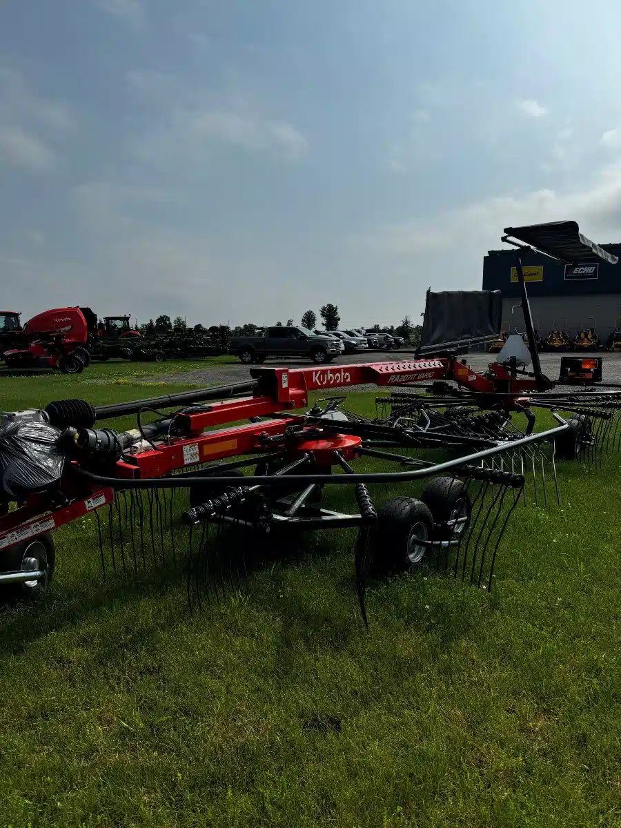 Gallery image 2 for New 2021 Kubota RA2071T Rake