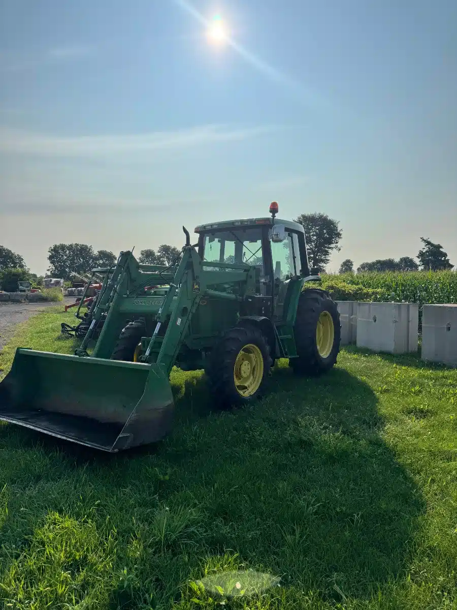 Gallery image 2 for 1993 John Deere 6300 Tractor