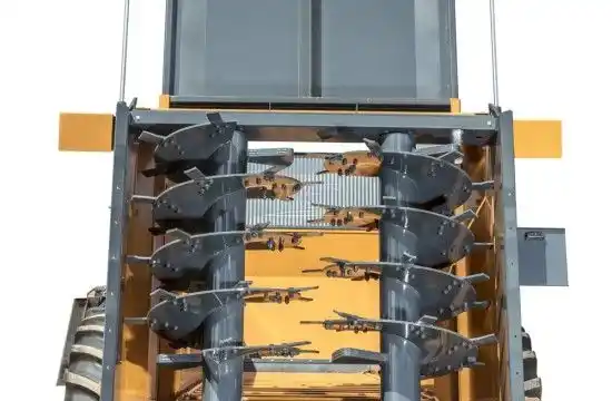 Gallery image 2 for New Richard Western D4100 Manure Spreader