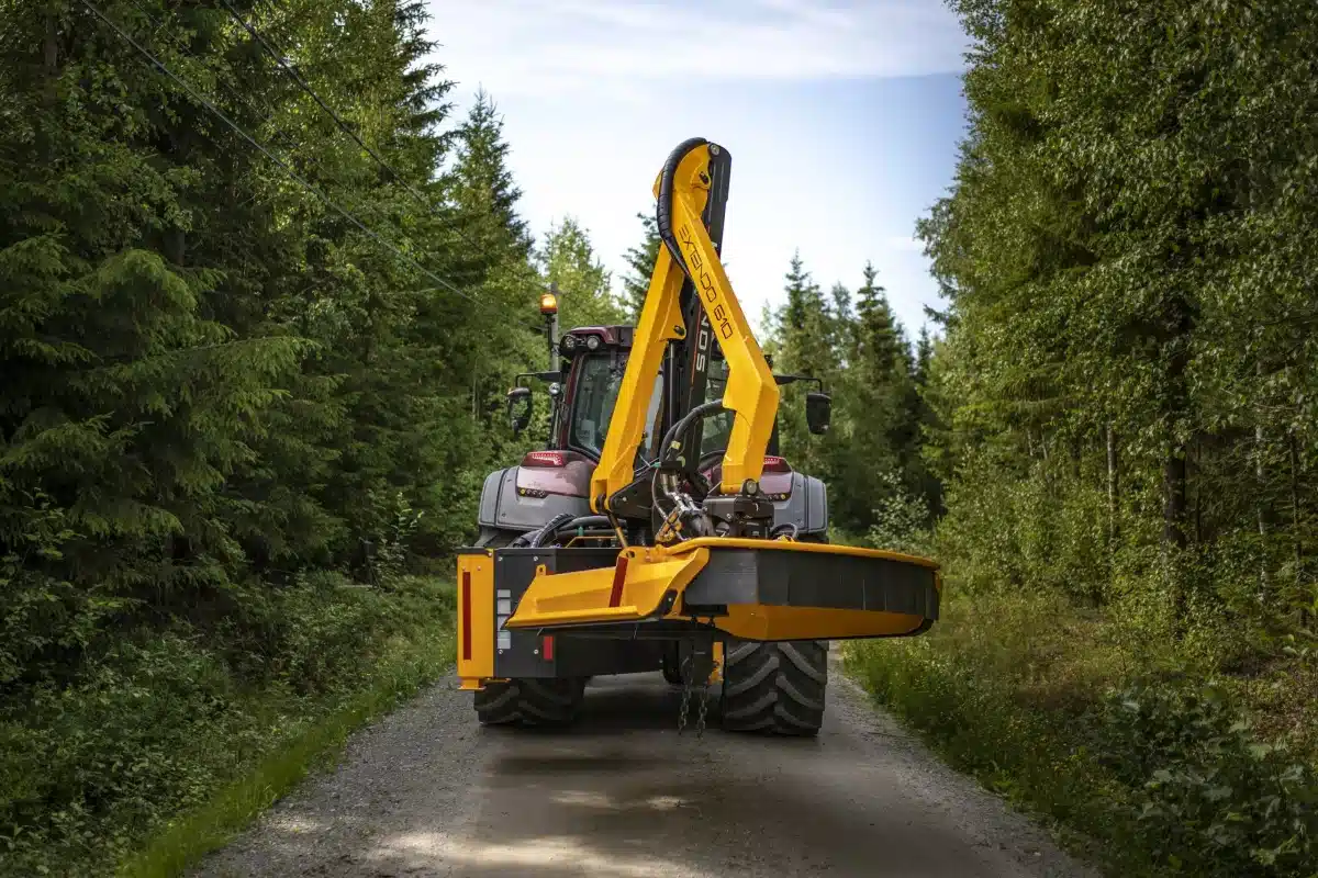 Gallery image 2 for Kronos EXTENDO 610 Mulcher