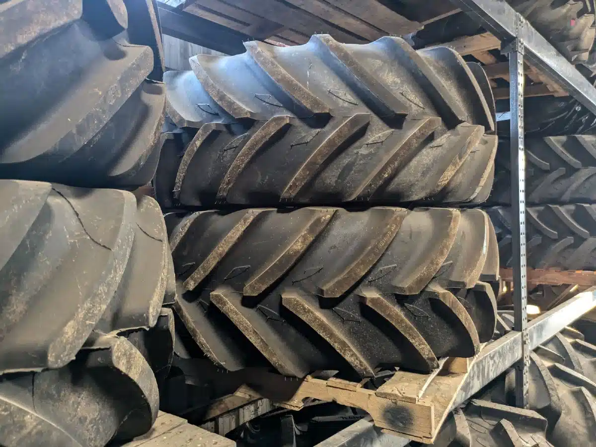 Gallery image 1 for Used Michelin 480/60R28 VF XEOBIB Tires