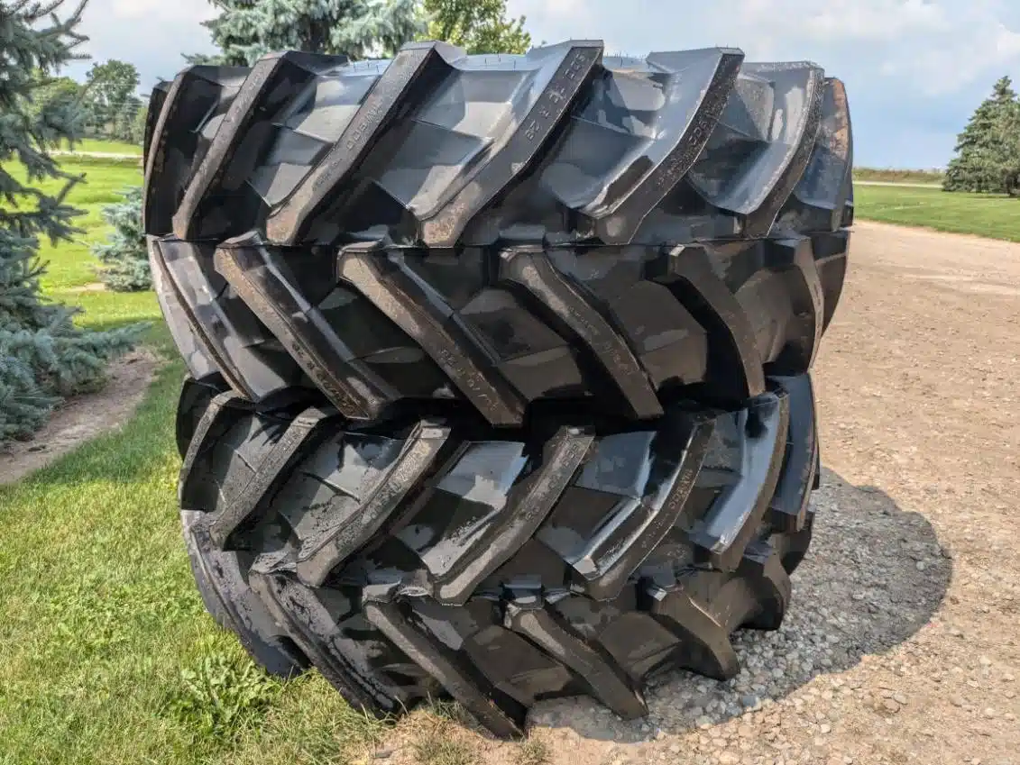 Gallery image 1 for Trelleborg 600/70R28 TM800 Tires