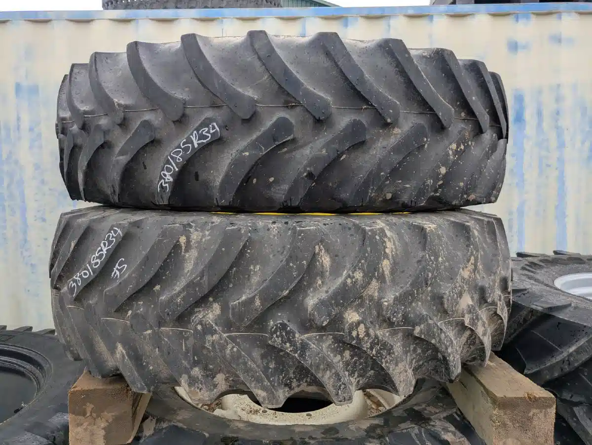 Gallery image 1 for Used Firestone 380/85R34 Tires