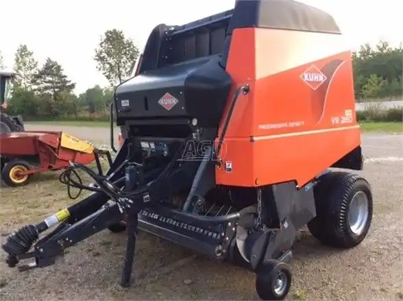 Gallery image 1 for Used Kuhn VB 2160 Round Baler