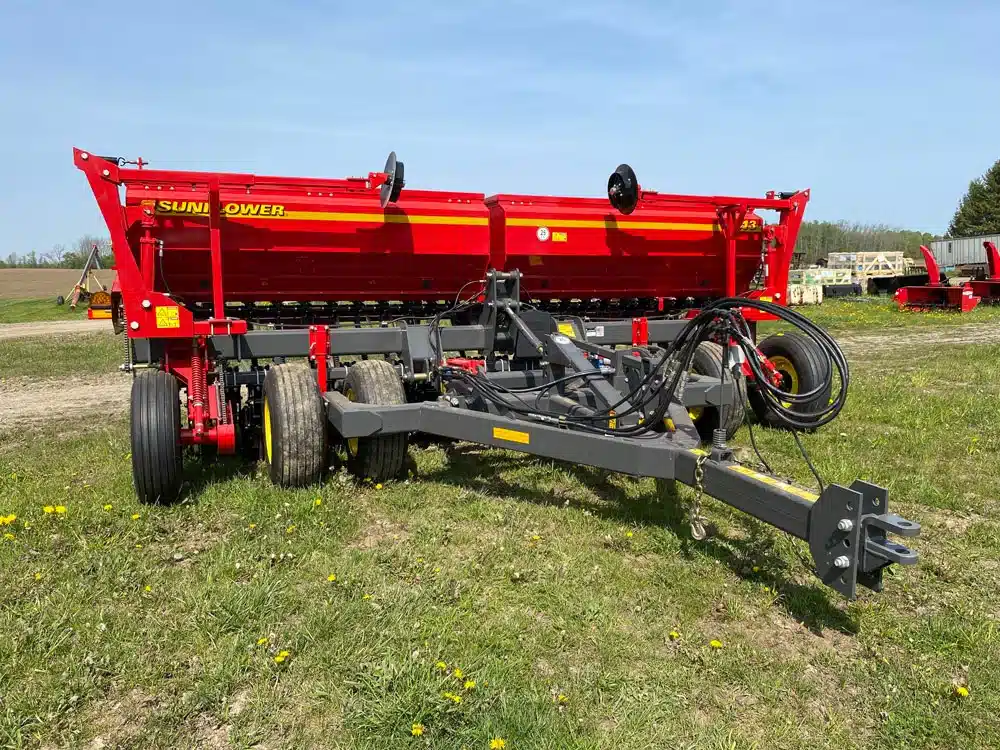 Gallery image 1 for New 2023 Sunflower 9413-15 Planter