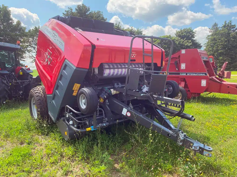 Gallery image 1 for New 2023 Massey Ferguson RB 4160V Round Baler