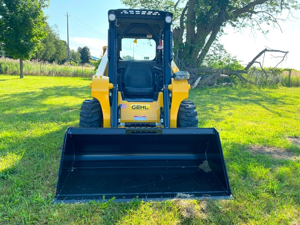 Gallery image 2 for New 2023 Gehl R165 Skid Steer