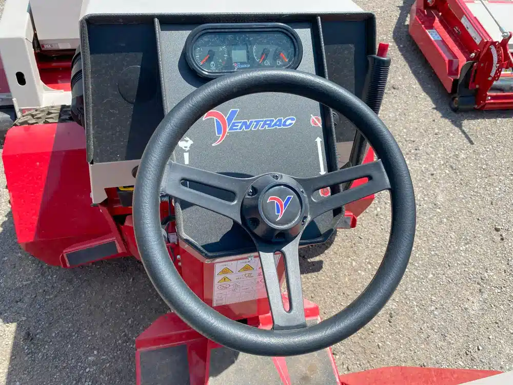 Gallery image 2 for New 2023 Ventrac 4520P Tractor