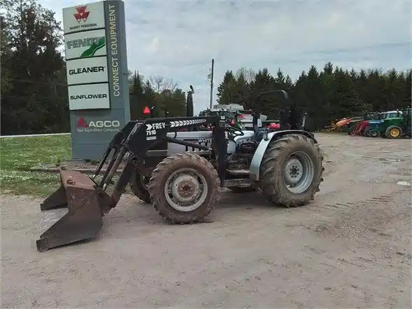 Used 2000 Agco White 6065 Tractor | AgDealer