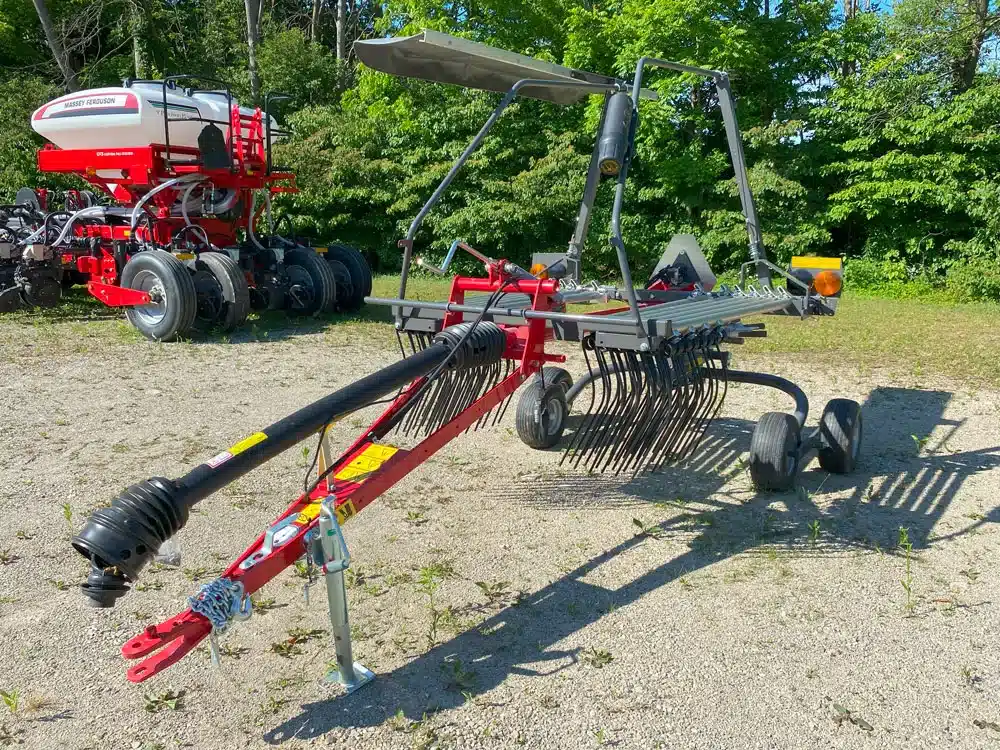 Gallery image 1 for New 2023 Massey Ferguson RK451T Rake
