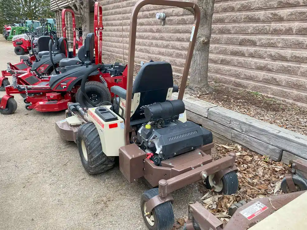 Gallery image 2 for Used 2023 Grasshopper 623T Mower - Zero Turn