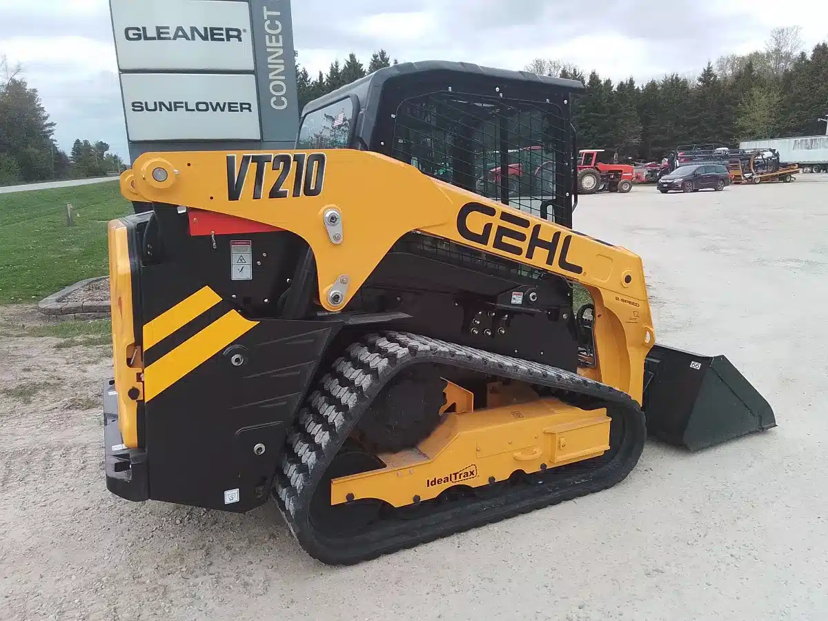 Gallery image 2 for New 2024 Gehl VT210 Track Loader