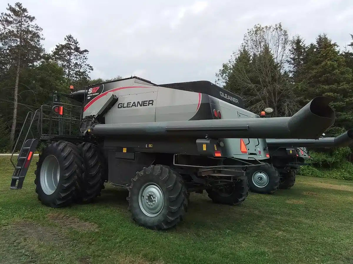 Gallery image 2 for Used 2020 Gleaner S97 Combine