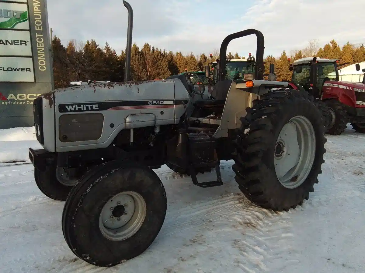 Gallery image 2 for Used 1997 Agco White Tractor