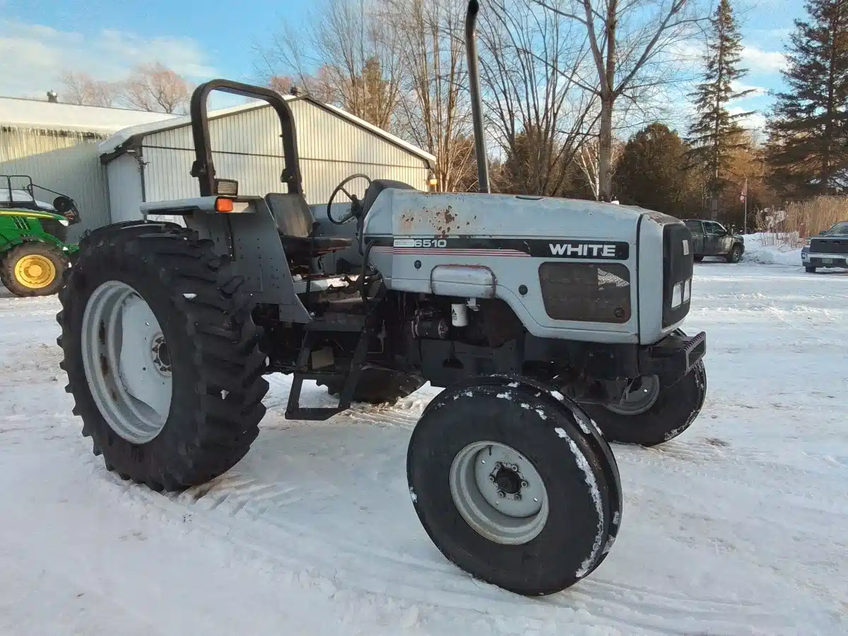 Gallery image 1 for Used 1997 Agco White Tractor