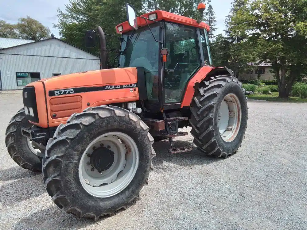 Photo de la Galerie 2 pour 1997 Agco Allis 8775 Tracteur