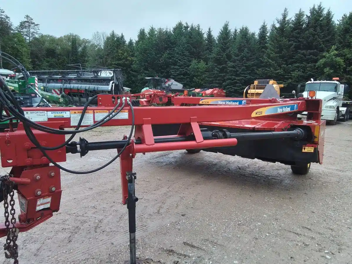 Gallery image 2 for 2015 New Holland H7230 Disc Mower Conditioner