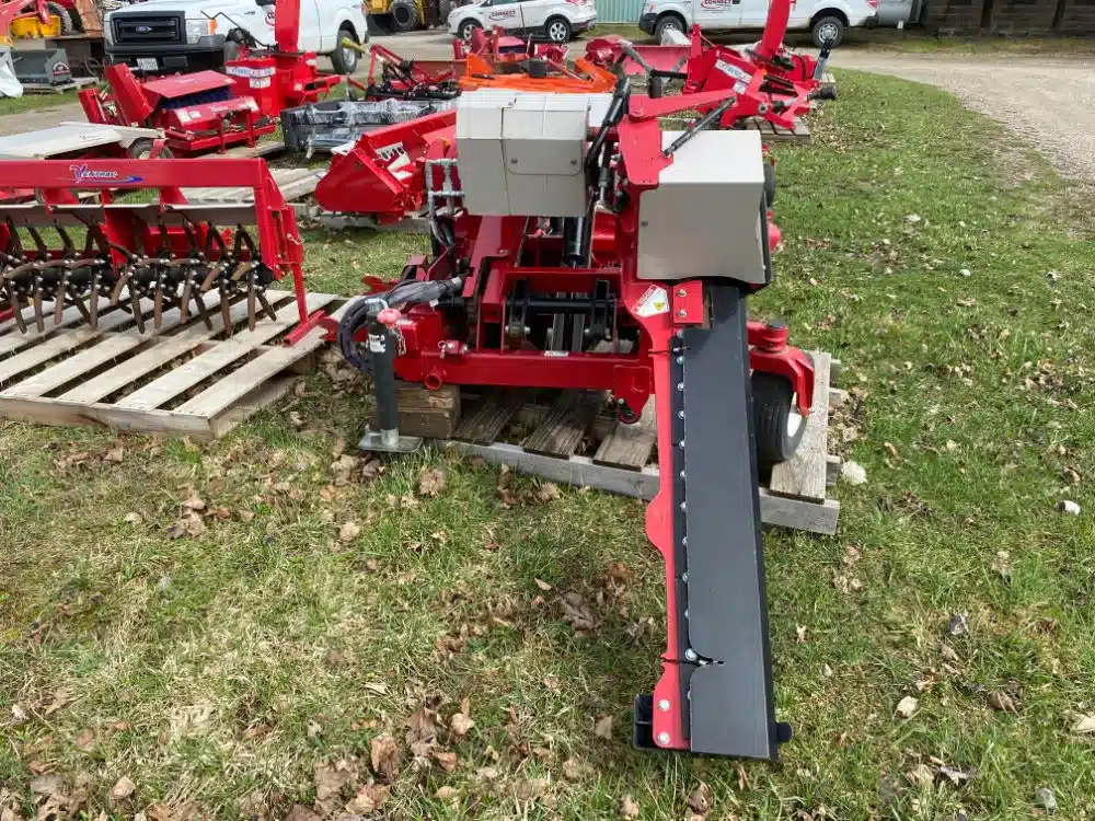 Photo de la Galerie 2 pour 2023 Ventrac MA900 Mower - Ditchbank