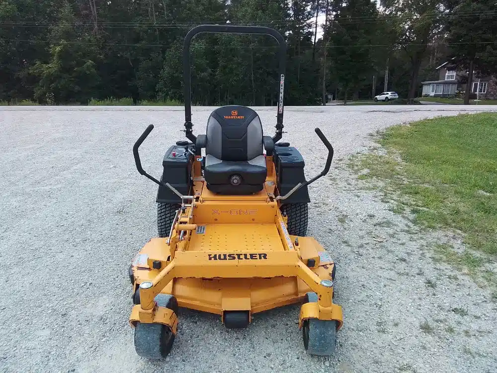 Gallery image 2 for Hustler Turf X-ONE Mower - Zero Turn